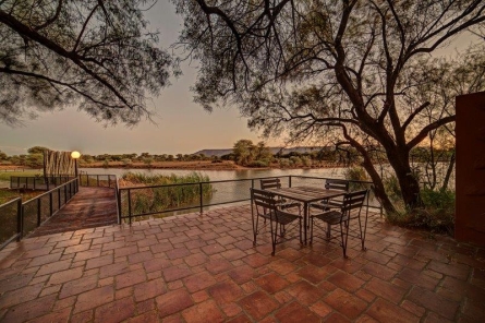 Mount Etjo Luxury Villa Accommodation