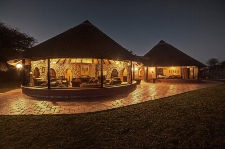 Mount Etjo Luxury Villa Accommodation